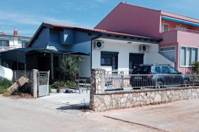 Seaside holiday house Vodice - 22877